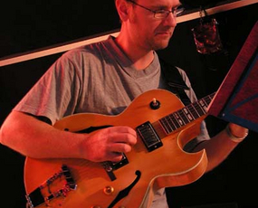 Image - claude_latintin_stage.jpg